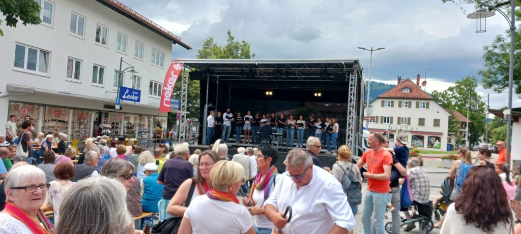 kalikoer ist ein junger Chor im Allgäu. Auftritte gab es beispielsweise am Chortag in Sonthofen